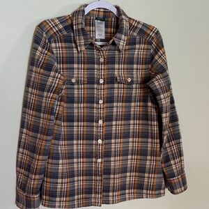 Patagonia women’s 100% organic cotton button down flannel plaid shirt